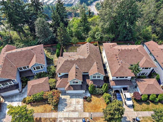 6733 Montevista Drive SE, Auburn, WA 98092