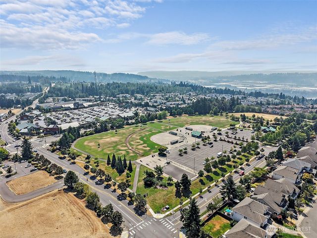 6733 Montevista Drive SE, Auburn, WA 98092