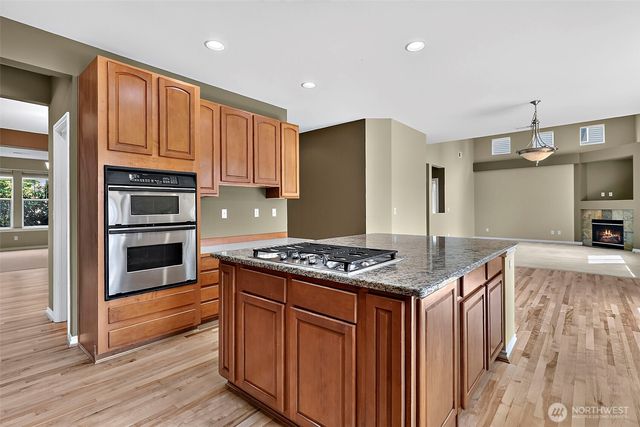 6733 Montevista Drive SE, Auburn, WA 98092