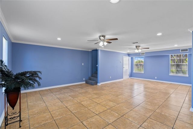 9918 Leopard St, Corpus Christi, TX 78410