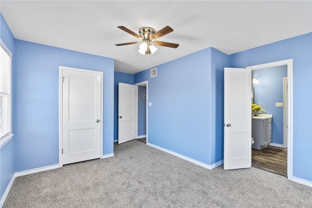 9918 Leopard St, Corpus Christi, TX 78410