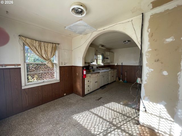 4041 BELL Ave, Eugene, OR 97402