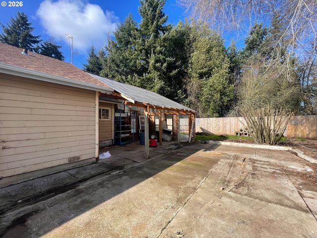 4041 BELL Ave, Eugene, OR 97402