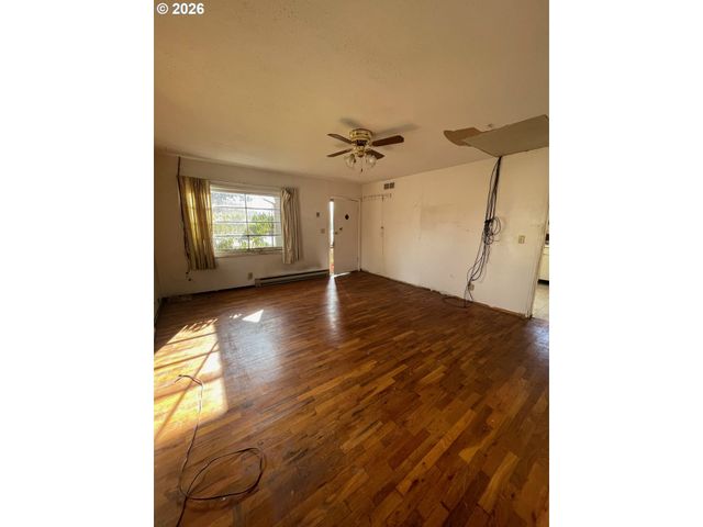 4041 BELL Ave, Eugene, OR 97402