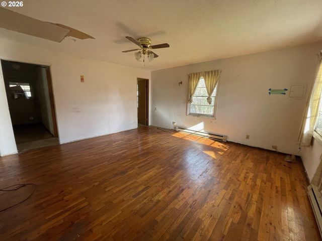 4041 BELL Ave, Eugene, OR 97402