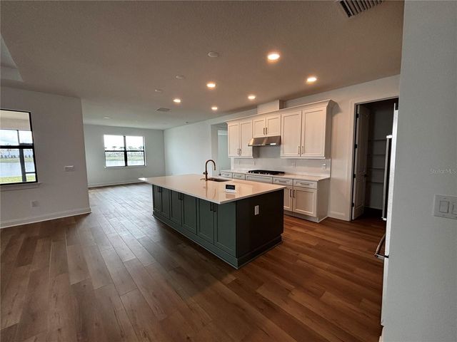 5856 FREESTONE CIRCLE, Apollo Beach, FL 33572