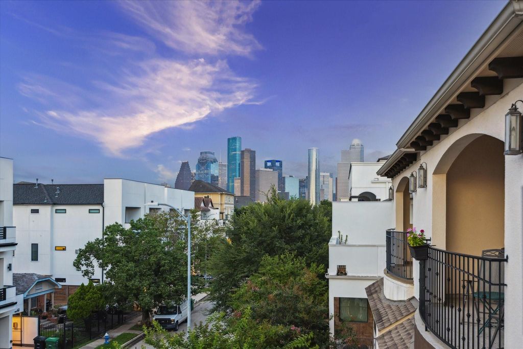 507 W Bell, Houston, TX 77019
