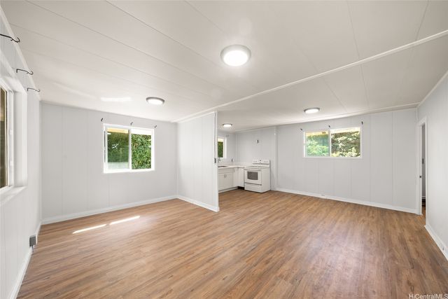 3904 Maunahilu Place, Honolulu, HI 96816