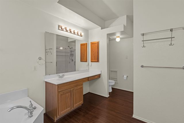 214 Forestview Road, Hickory Creek, TX 75065