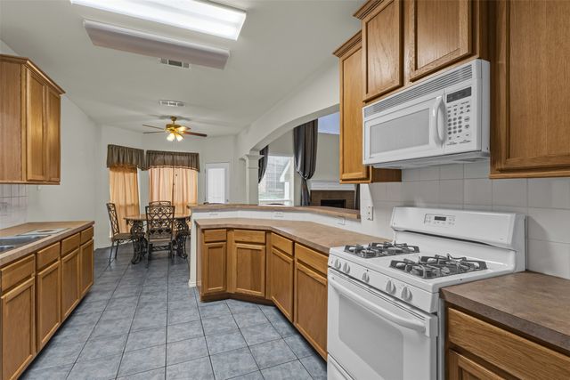 214 Forestview Road, Hickory Creek, TX 75065