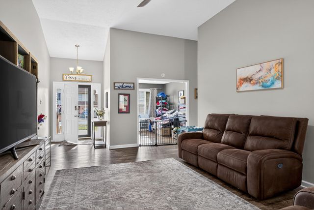 140 Old Post Road, Paris, KY 40361