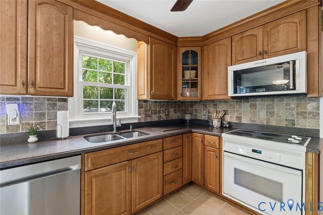 301 Old Carrollton Rd, North Chesterfield, VA 23236