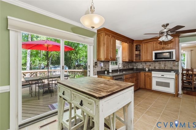301 Old Carrollton Rd, North Chesterfield, VA 23236