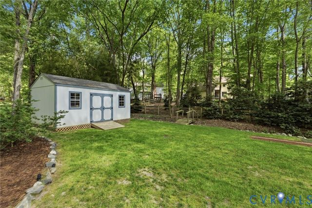 301 Old Carrollton Rd, North Chesterfield, VA 23236