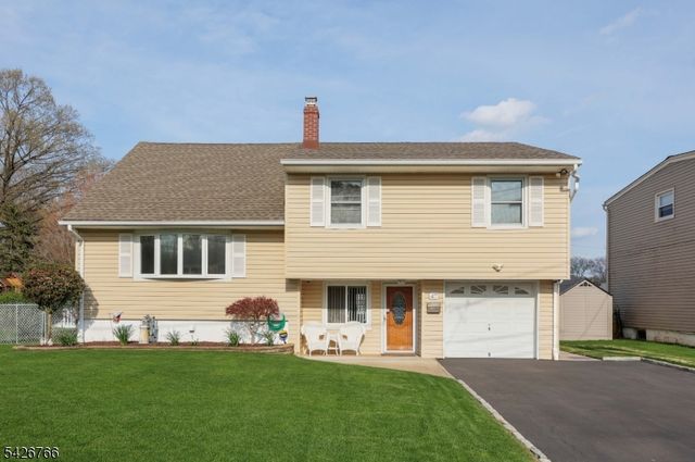 47 Epping Dr, Kenilworth Boro, NJ 07033