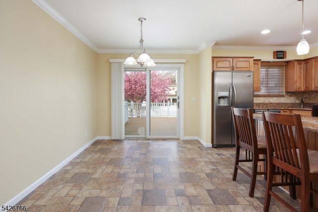 47 Epping Dr, Kenilworth Boro, NJ 07033