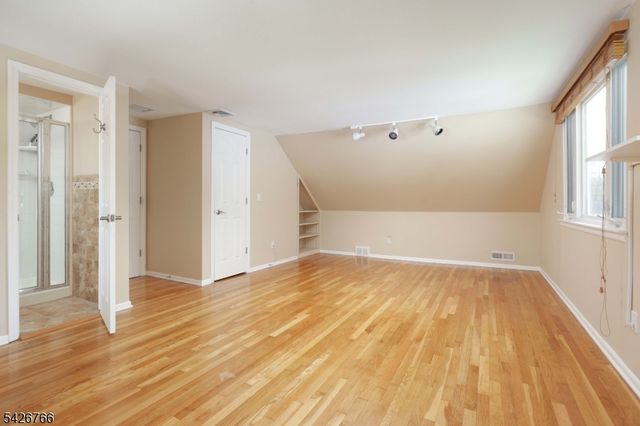 47 Epping Dr, Kenilworth Boro, NJ 07033