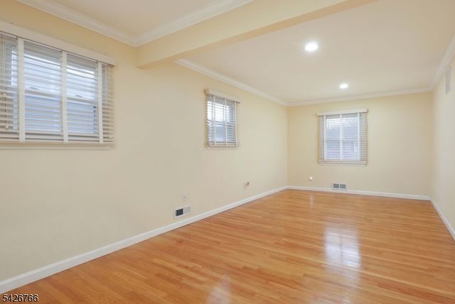 47 Epping Dr, Kenilworth Boro, NJ 07033