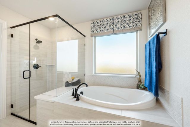 310 Bowrider Lane, Granbury, TX 76049