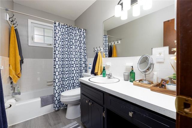 6000 N Wyandotte Street, Kansas City, MO 64118