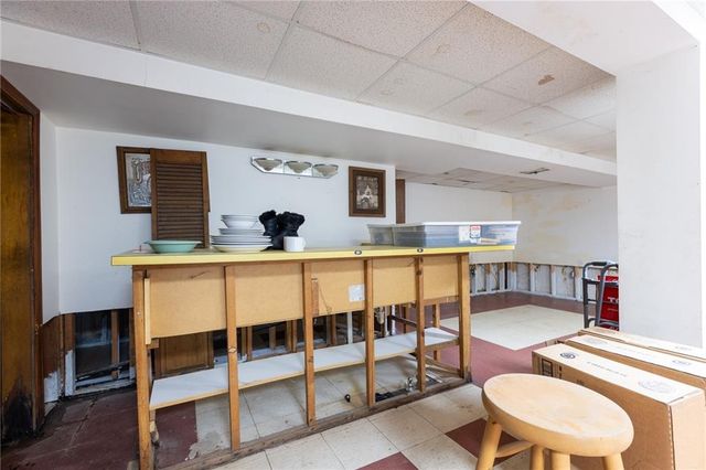 6000 N Wyandotte Street, Kansas City, MO 64118