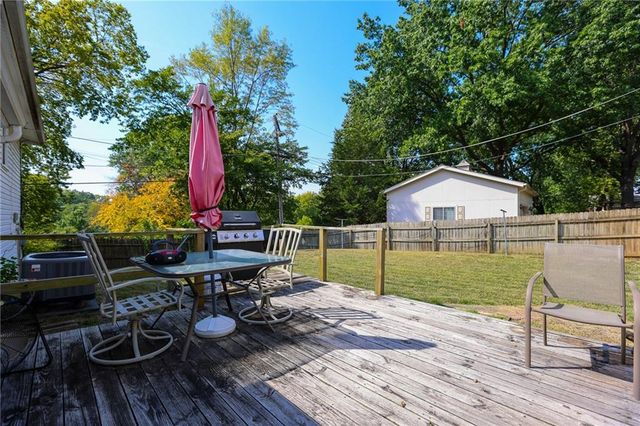 6000 N Wyandotte Street, Kansas City, MO 64118