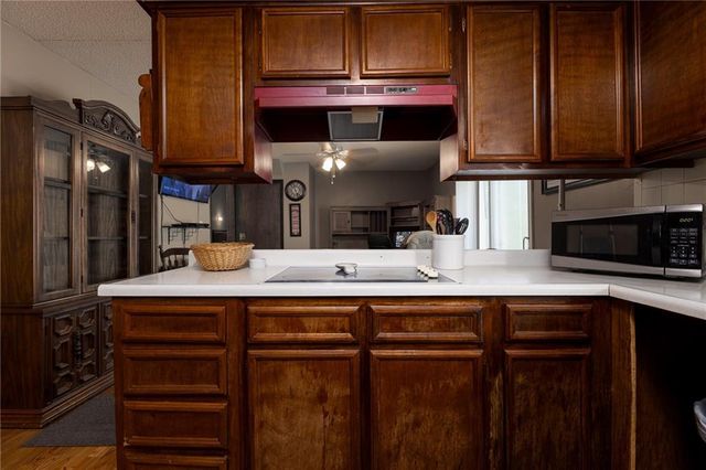 6000 N Wyandotte Street, Kansas City, MO 64118