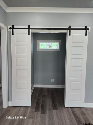 913 Alex Dr, Whitehouse, TX 75791