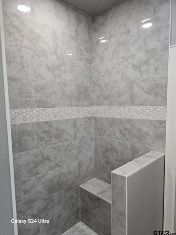 913 Alex Dr, Whitehouse, TX 75791