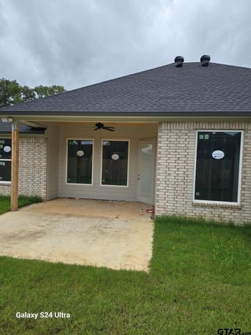 913 Alex Dr, Whitehouse, TX 75791