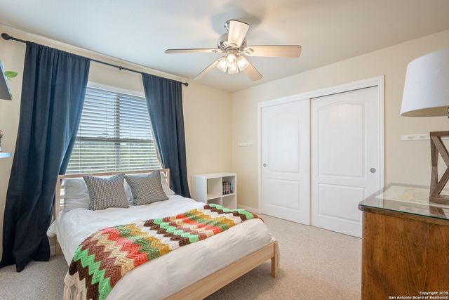 102 Kendall View Dr, Boerne, TX 78006