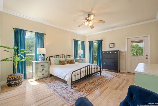 102 Kendall View Dr, Boerne, TX 78006