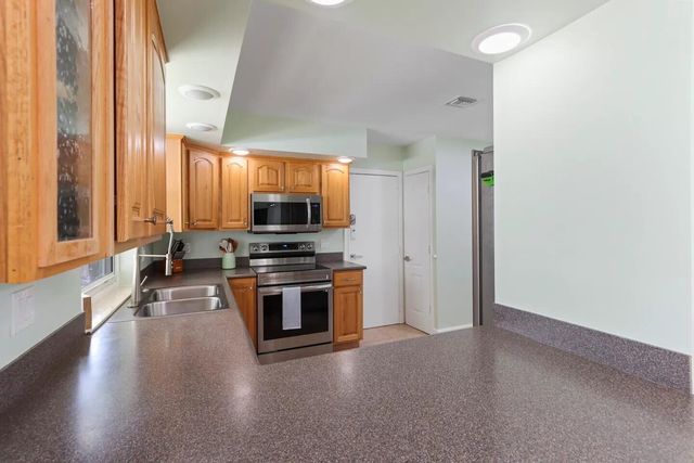 608 Malabar Avenue, Fort Pierce, FL 34949