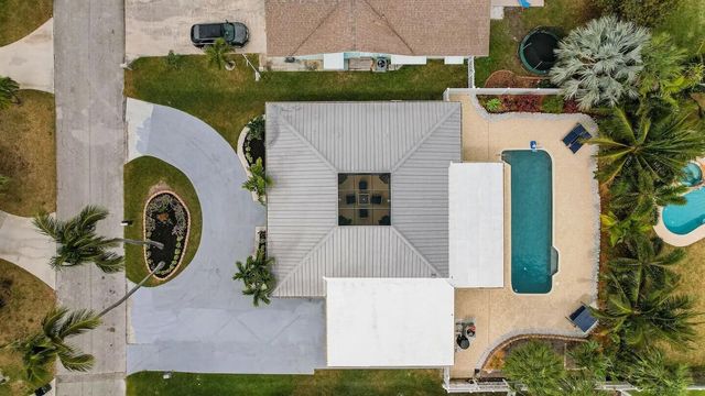 608 Malabar Avenue, Fort Pierce, FL 34949