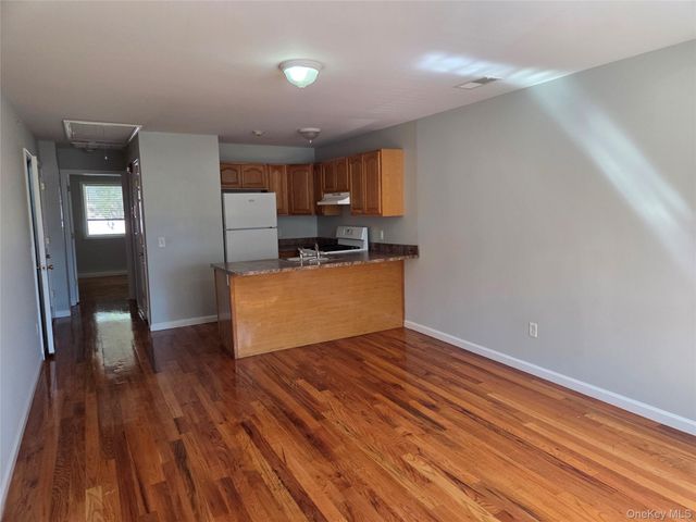 12 Pavilion Road 5, Suffern, NY 10901