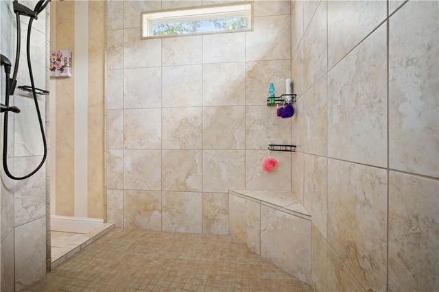 3203 Wynnfield Drive E, Mobile, AL 36695