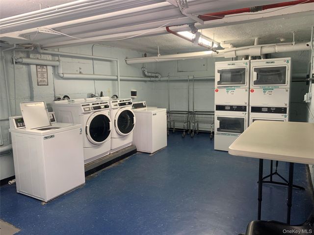 78-35 147th Street 2E, Kew Garden Hills, NY 11367