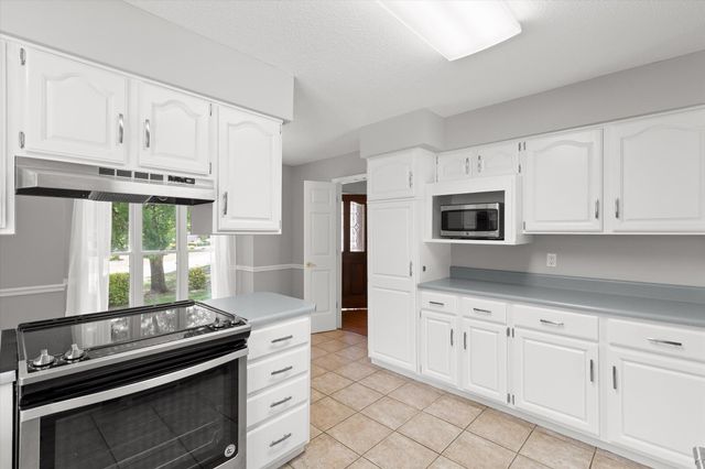 7709 Diamondhead Drive, Ooltewah, TN 37363