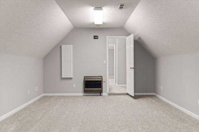 7709 Diamondhead Drive, Ooltewah, TN 37363