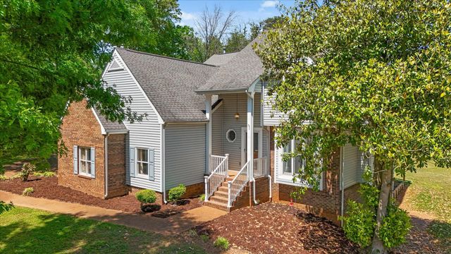 7709 Diamondhead Drive, Ooltewah, TN 37363