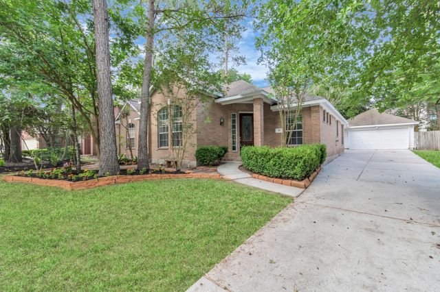 19 Long Springs Place, The Woodlands, TX 77382