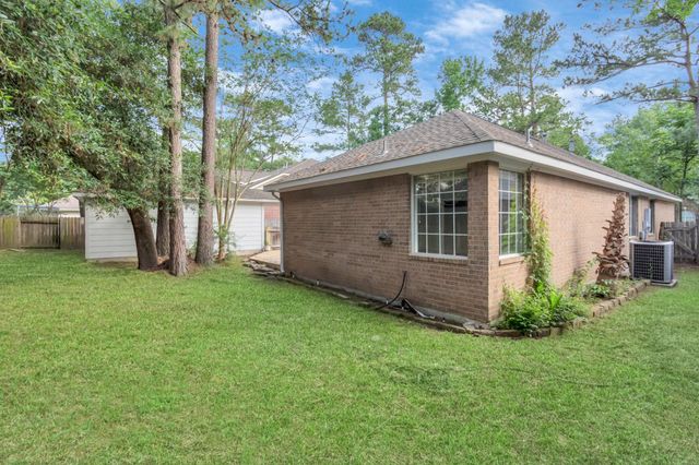 19 Long Springs Place, The Woodlands, TX 77382