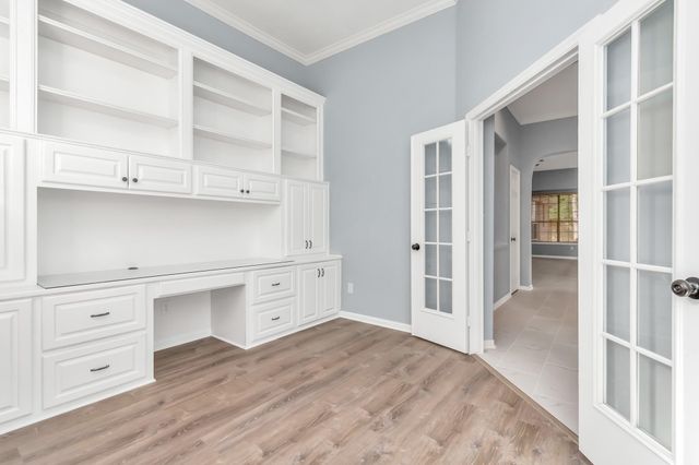 19 Long Springs Place, The Woodlands, TX 77382