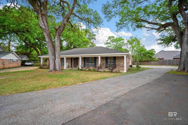 705 OAK FIELD Drive, Mobile, AL 36609