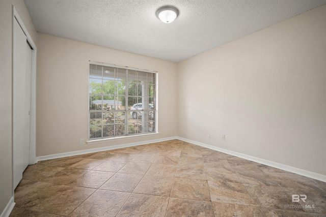 705 OAK FIELD Drive, Mobile, AL 36609