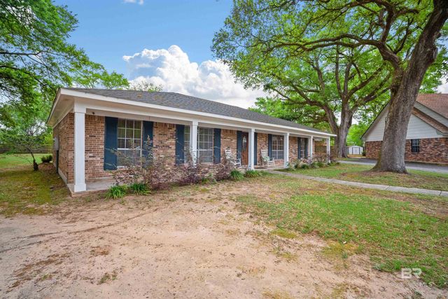 705 OAK FIELD Drive, Mobile, AL 36609