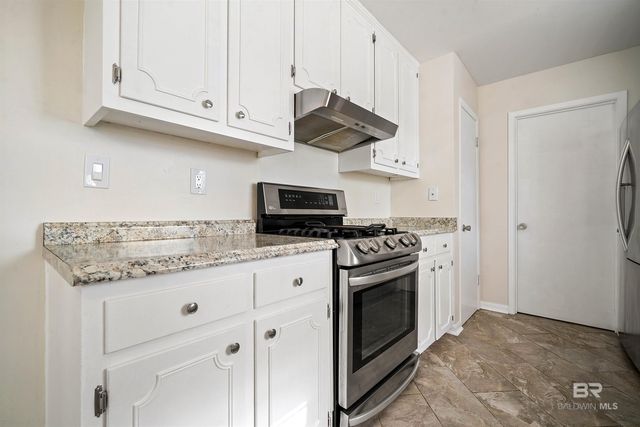 705 OAK FIELD Drive, Mobile, AL 36609
