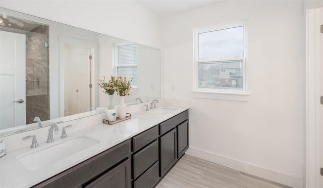 26900 Napier Road, Novi, MI 48374