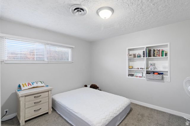 1530 N 2000 W, Farr West, UT 84404