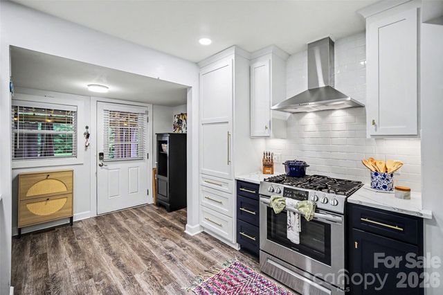 1528 S Point Road, Belmont, NC 28012